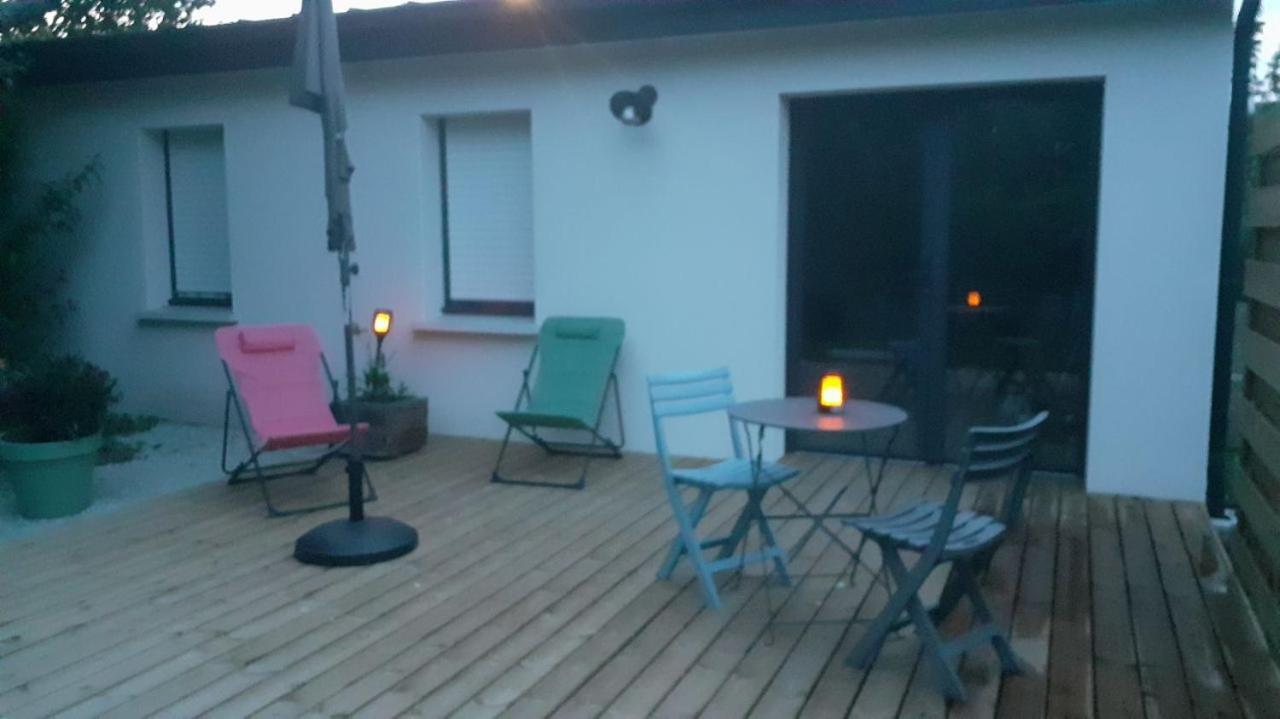 Petite Maison Ensoleillee A 10 Minutes Du Port De Vannes Exterior photo